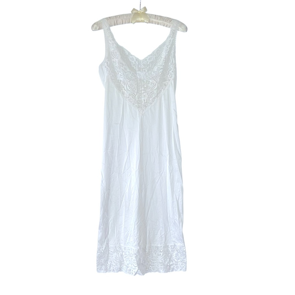VTG Vanity Fair Full Slip Nightgown Chemise Dress Lace Bust & Trim Size 34 Slit